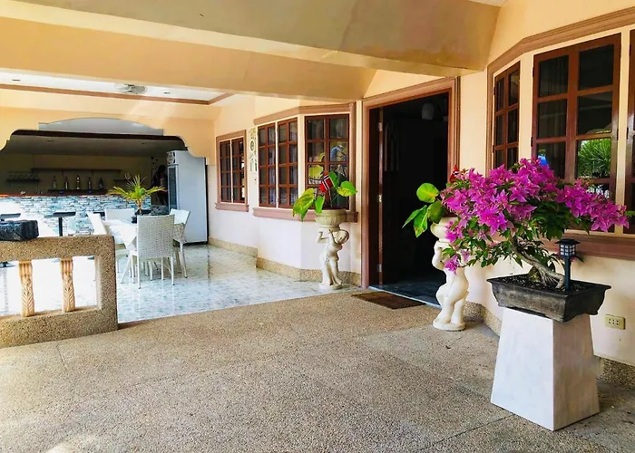 Dreamcatcher Hostel Moalboal
